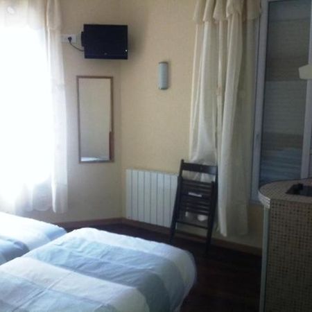 Residence Moliere Hotel Paris Montrouge Zimmer foto